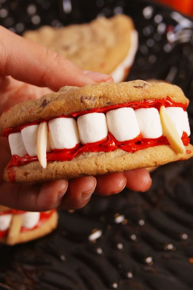 40 Easy Halloween Party Food Ideas , Halloween Food for Adults